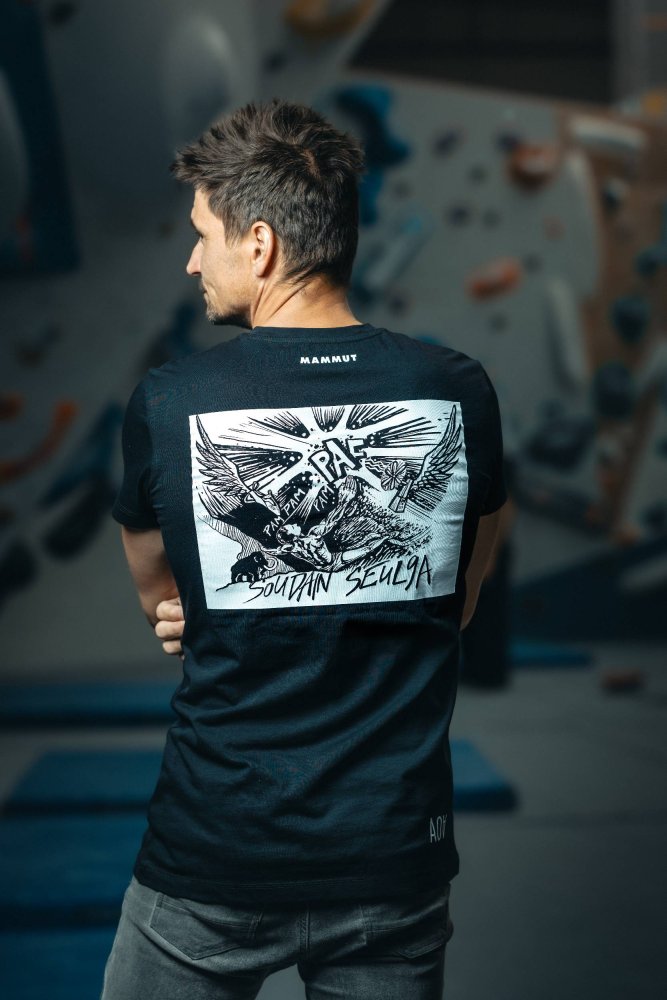 Soudain Seul 9A T-Shirt Black (UNISEX) - Size: XXL, Hand-signed by AO: Hand-signed by Adam