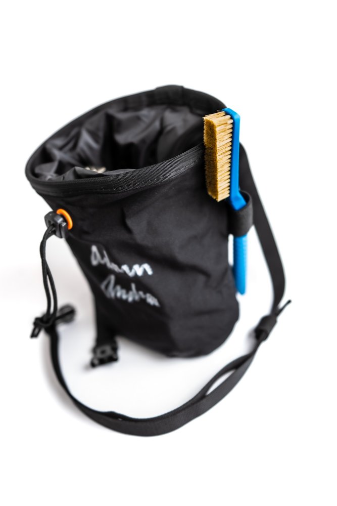 Signed Sender Brush