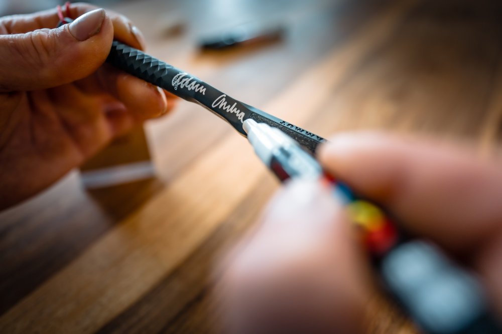 Signed Sender Brush