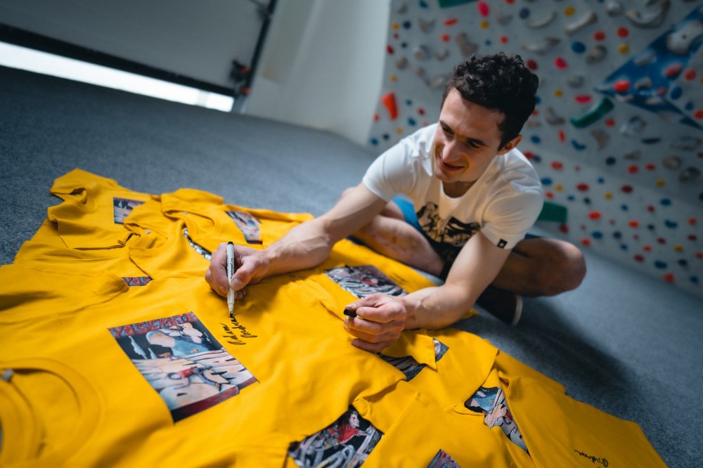 Macocha T-Shirt KIDS EDITION - Size: 6 Y / 106-116 cm / 41.7-45.7 in, Hand-signed by AO: Without signature