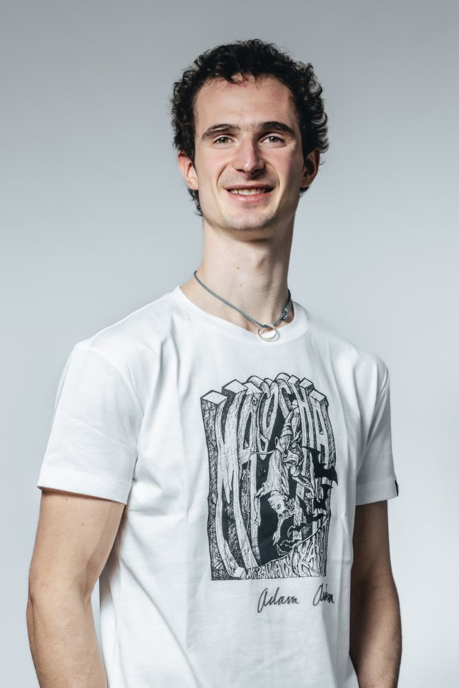 Macocha T-Shirt White (UNISEX) - Size: L, Hand-signed by AO: Without signature