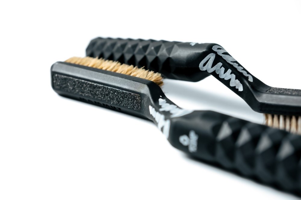 Black Crimper Brush Hand-Signed by Adam Ondra - Color: Black